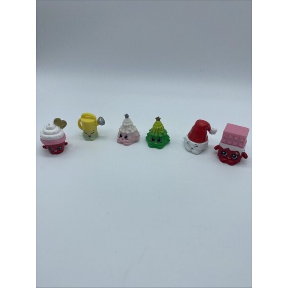 Shopkins Lot of 6 Figures Christmas Teresa Walter Santa Meltin Muffin Red Choc - Picture 1 of 12